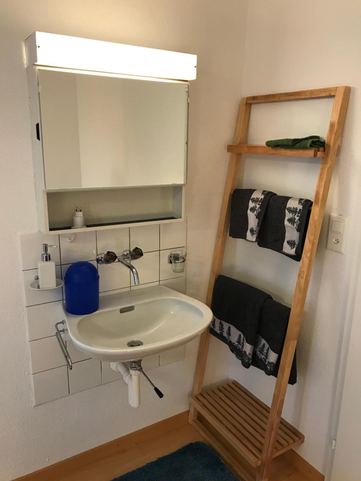 Guest Room Zollikon Zuerich Экстерьер фото